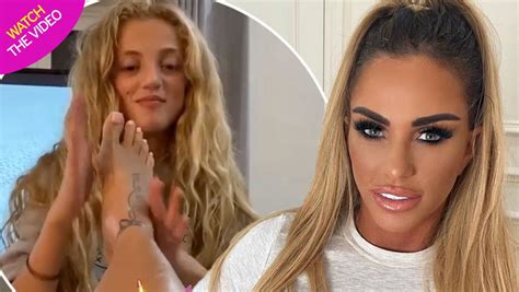 Katie Price S Daughter Princess Treats Her To A Massage To Soothe