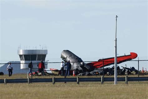ww ii air show crash houston planes collide  wings  dallas