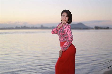 model nan htike htar san s attractive photos burmese actress and model girls