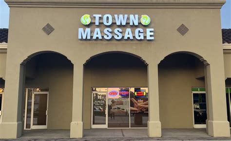 town massage     wickham  melbourne florida