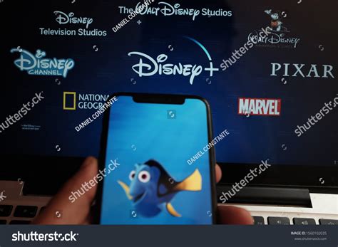 computer logo disney  marvel pixar photo de stock modifiable