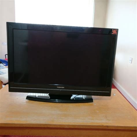 Toshiba 32 Inch Lcd Tv Hd Ready With Freeview Hdmi And Usb