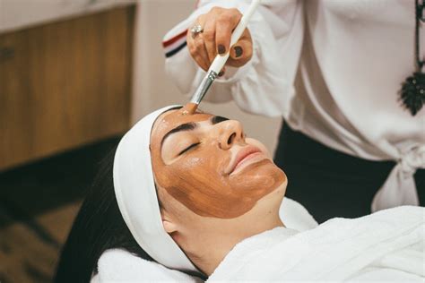 summer skin care routines  learn  esthetician school innovate