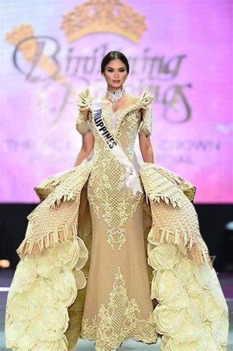 mak tumang s creation for national costume modern