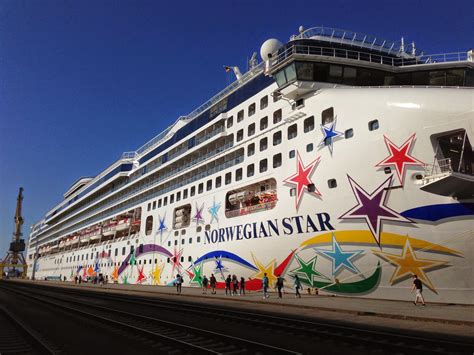 norwegian star cruise ship reviews and photos