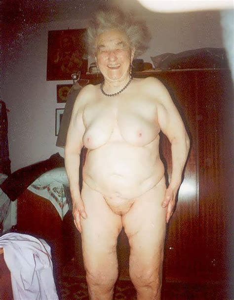 porn granny upskirt