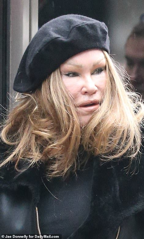 One Of Catwoman Jocelyn Wildenstein S Three Apartments In Trump World