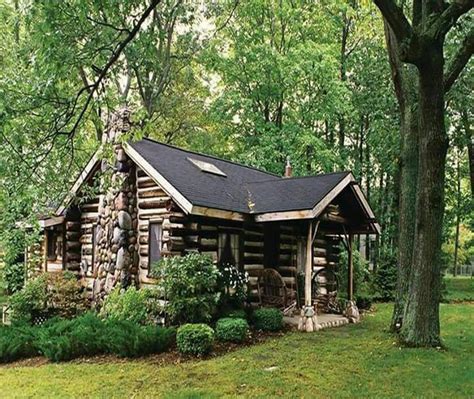 nice chinking rustic cabin cabins   woods cabin life