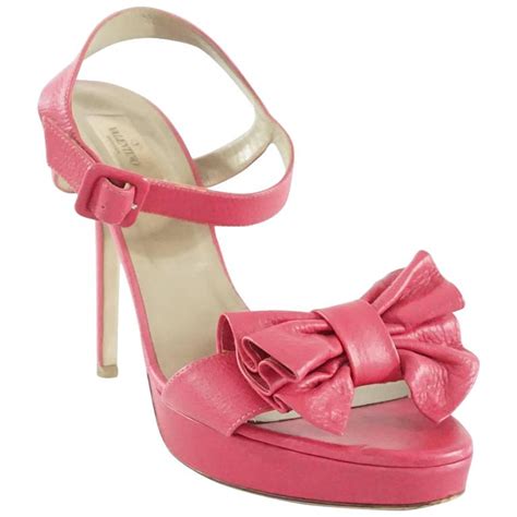 Valentino Pink Leather Bow Heels 41 For Sale At 1stdibs Valentino