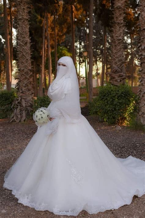 Pin On Beautiful Niqabi Brides~bridesmaid