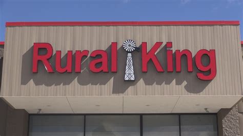 rural king celebrates grand opening