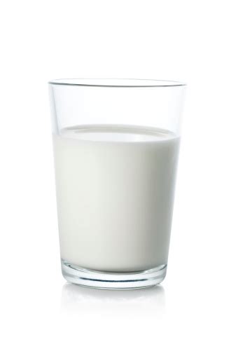 segelas susu foto stok  gambar  susu produk susu gelas pecah belah kaca