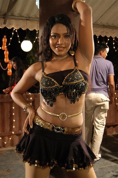 Tamil Actress Risha Hot Blouse Photos Idnsek