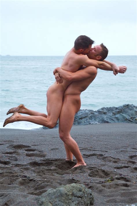 loving couples kumpulan foto gay bugil cowok telanjang foto kontol gede