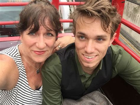 what a mom taught her son about women that made him a