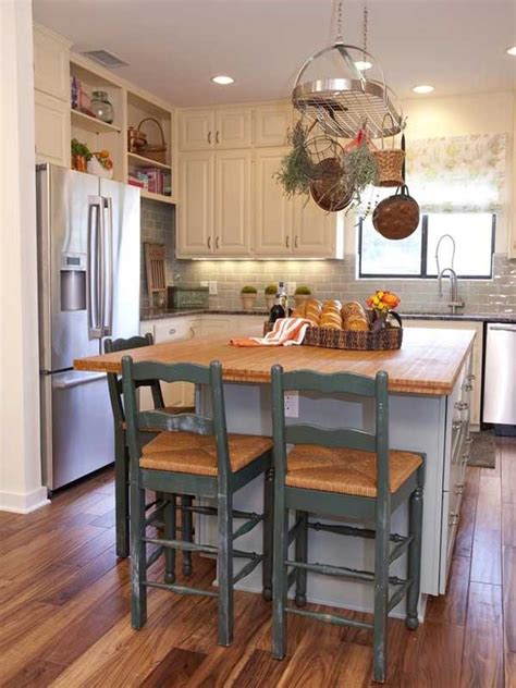 19 Must See Practical Kitchen Island Designs With Seating