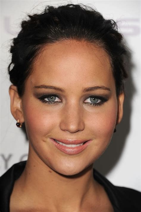 Hunger Games Fans Copy Katniss Everdeen S Beauty Tricks