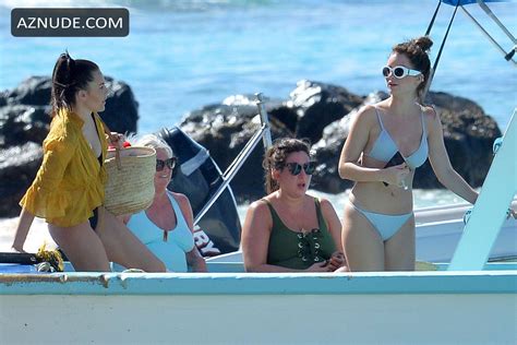 Emily Blackwell And Lottie Moss Sexy Taking The Boat In Barbados Aznude