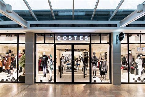 fashion retailer costes  open store  leeuwarden