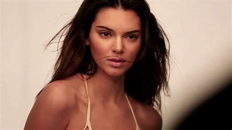Kendall Jenner Gq 2015 Behind The Scenes 19 Gotceleb