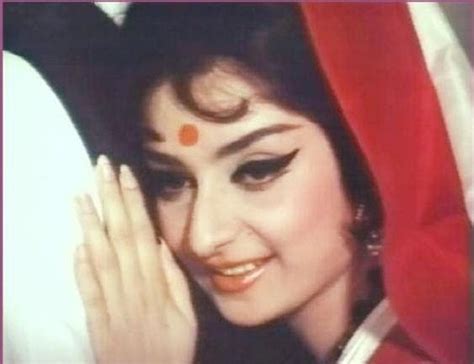 Saira Banu Bmp 563×433 Bollywood Hairstyles Vintage