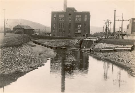 oxford paper mill rumford maine october   rumford historical society flickr