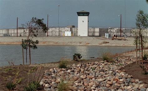 inmate  hunger strike dies  california state prison corcoran