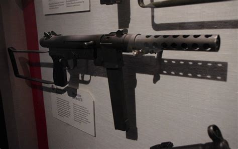 smith wesson  submachine gun  vietnam war killer  national