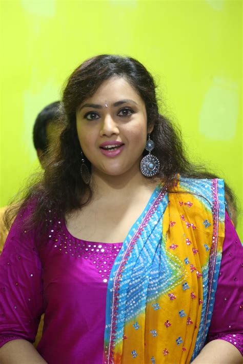 South Indian Glamorous Girl Meena Chubby Face Close Up Photos