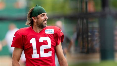Report Aaron Rodgers Reports For Packers Minicamp Sports