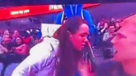 watch female dallas mavericks fan rejects marriage proposal during game