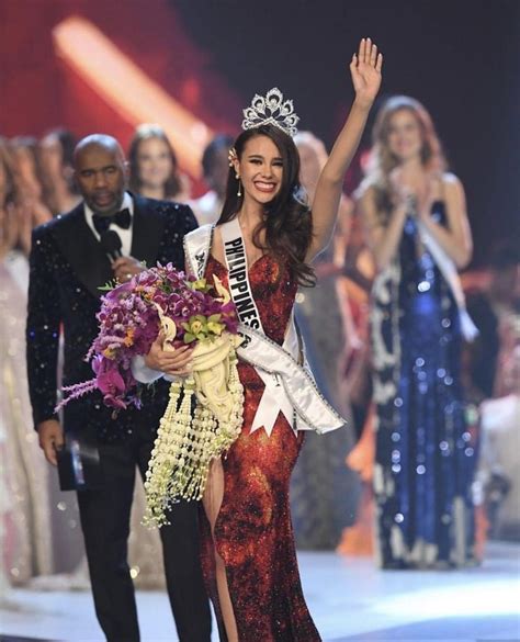 miss philippines catriona gray is crowned the miss universe 2018