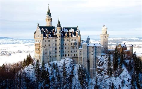 conheca  incrivel castelo de neuschwanstein na alemanha lufthansa