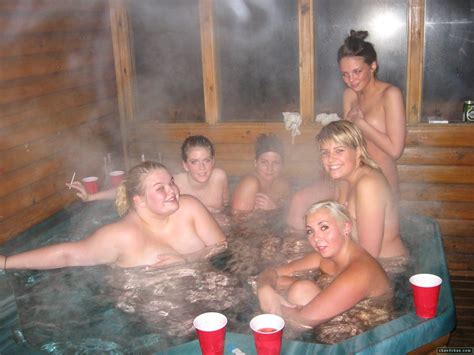 naked in the hot tub sex photo