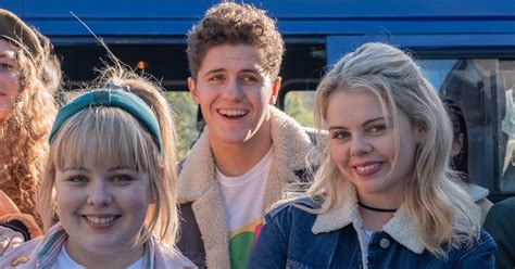 Derry Girls Season 2 On Netflix Why To Ship Erin James