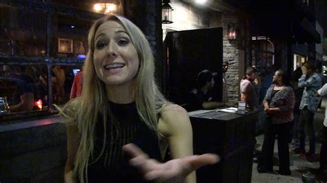 Nikki Glaser Says Blake Griffin Could Be A Pro Comedian I M Serious