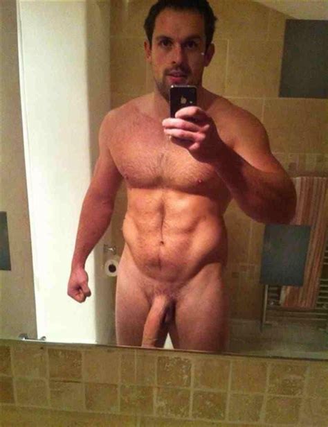 Daily Male Nude Naked Erect Hard Artistic Candid Men