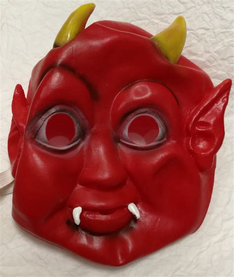 oerdoeg gyerek maszk piros gumi alarc