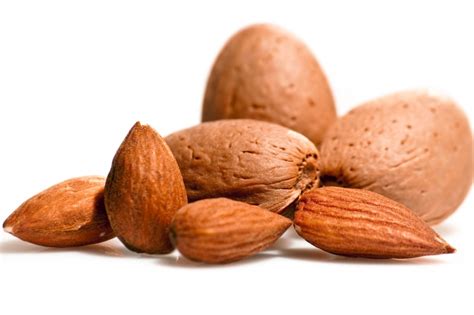benefits  almonds infowikicom