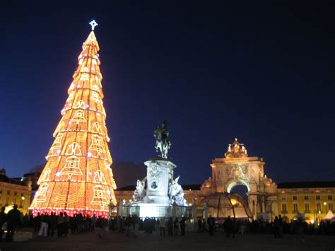 lisbon christmas tree portugal travellerspoint travel photography