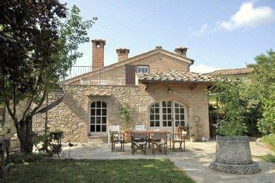 ferienhaeuser toskana siena terrasse ferienhaus