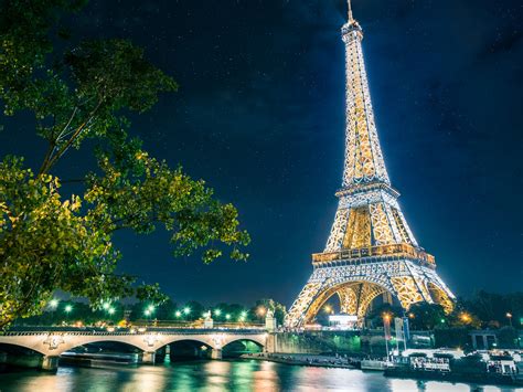 eiffel tower wallpapers  wallpapers