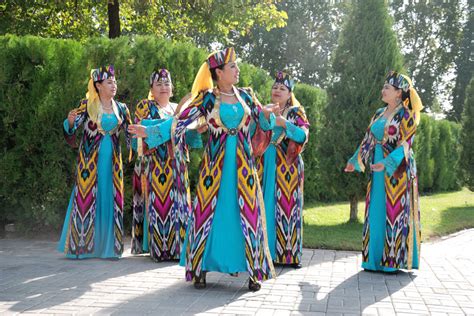 All The Beauty Of Nation In Uzbek Dance
