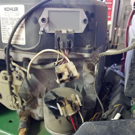 send   picture   problem  happened deere lt wiring  stator burned
