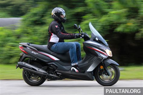 review  modenas elegan  scooting  paultanorg