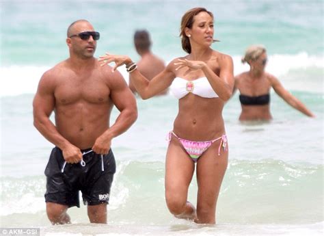 Melissa Gorga Shows Off Her Toned Figure In A Strapless