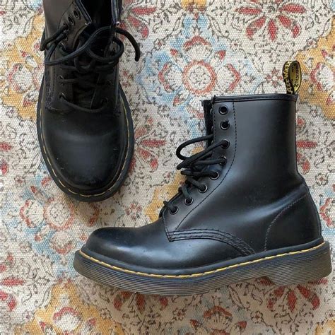 dr martens shoes black   marten boots color black size