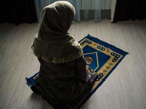 hukum wanita pergi  masjid beserta syarat  adab   dijaga