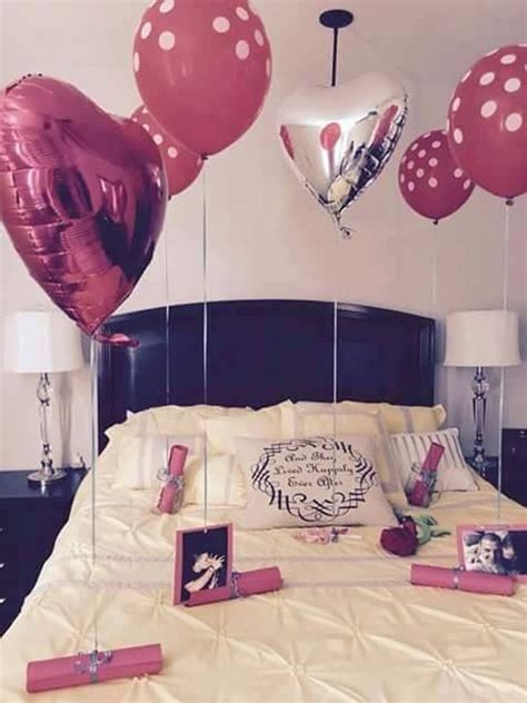 15 Most Romantic Valentine S Day Decor For Surprise Her Homemydesign