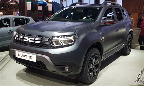 dacia duster crossover celebrated  anniversary   special mat edition